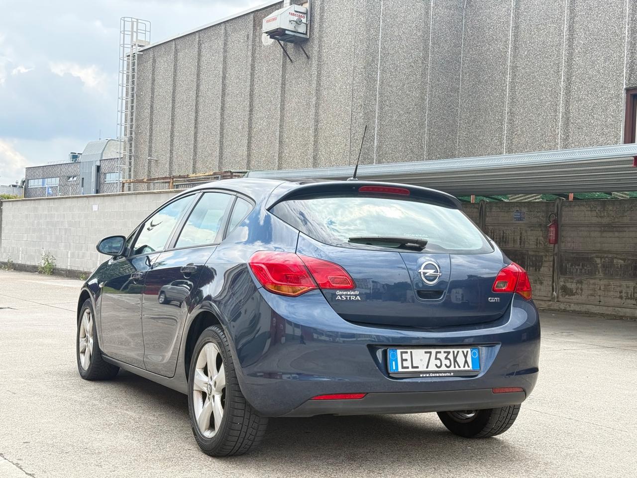 Opel Astra 1.7 CDTI 130CV 5 porte Cosmo