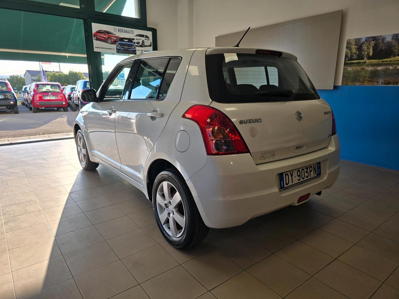 Suzuki swift