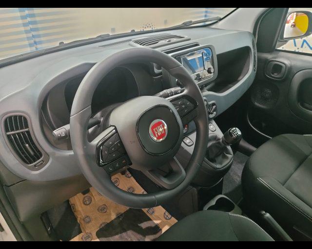 FIAT Panda 1.0 firefly hybrid Icon s&s 70cv 5p.ti