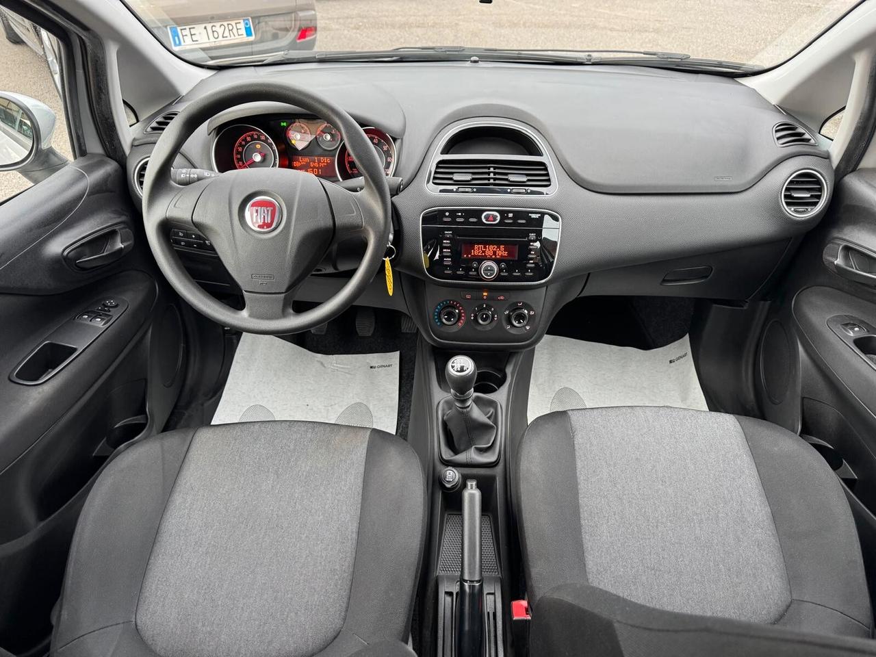 Fiat Punto 1.2 BENZ 5 PORTE KM 64000 - 2015