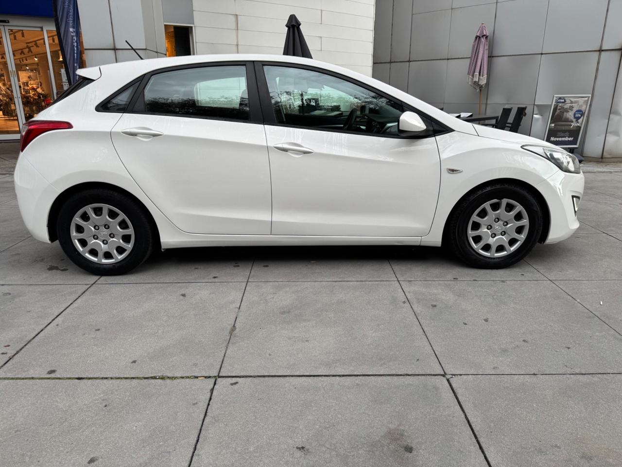 HYUNDAI I30 1.4 CRDI KM 62 MILA !!!!