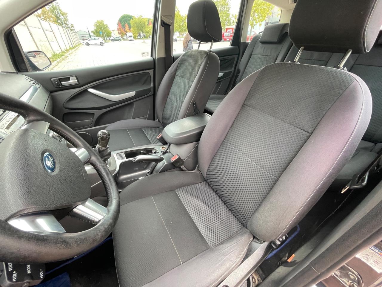 Ford C-Max 1.6 TDCi 90 CV Titanium