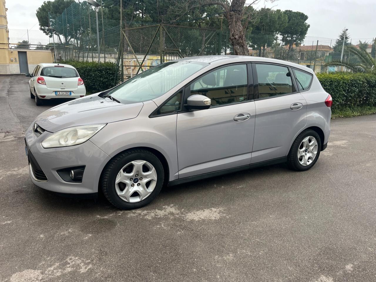 Ford C-Max 1.6 TDCi 95CV Titanium Garantita