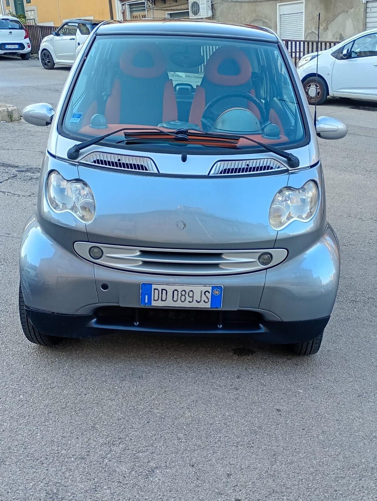 Smart ForTwo 700 coupé pure (45 kW)
