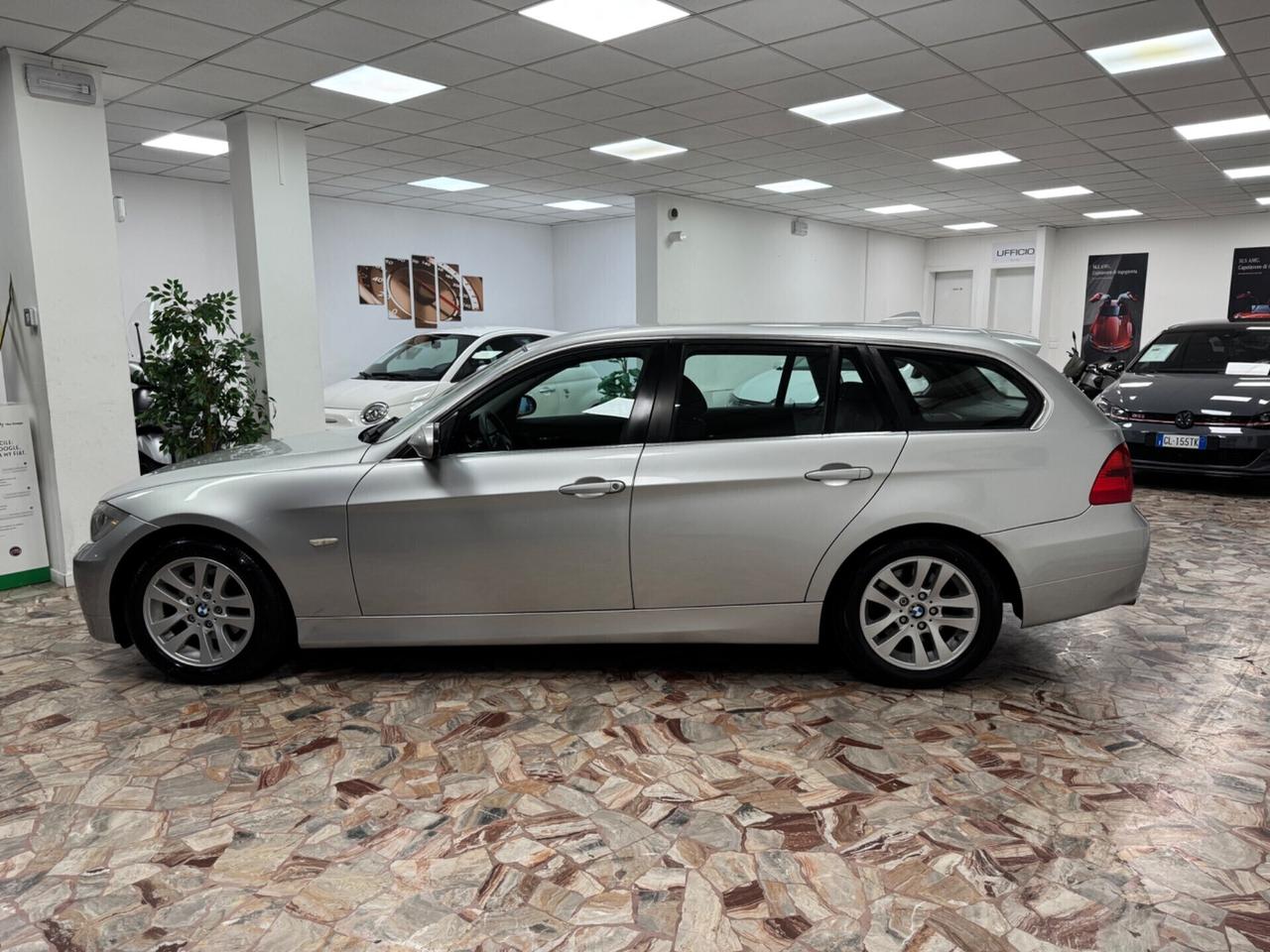 Bmw 325 325i cat Touring Attiva