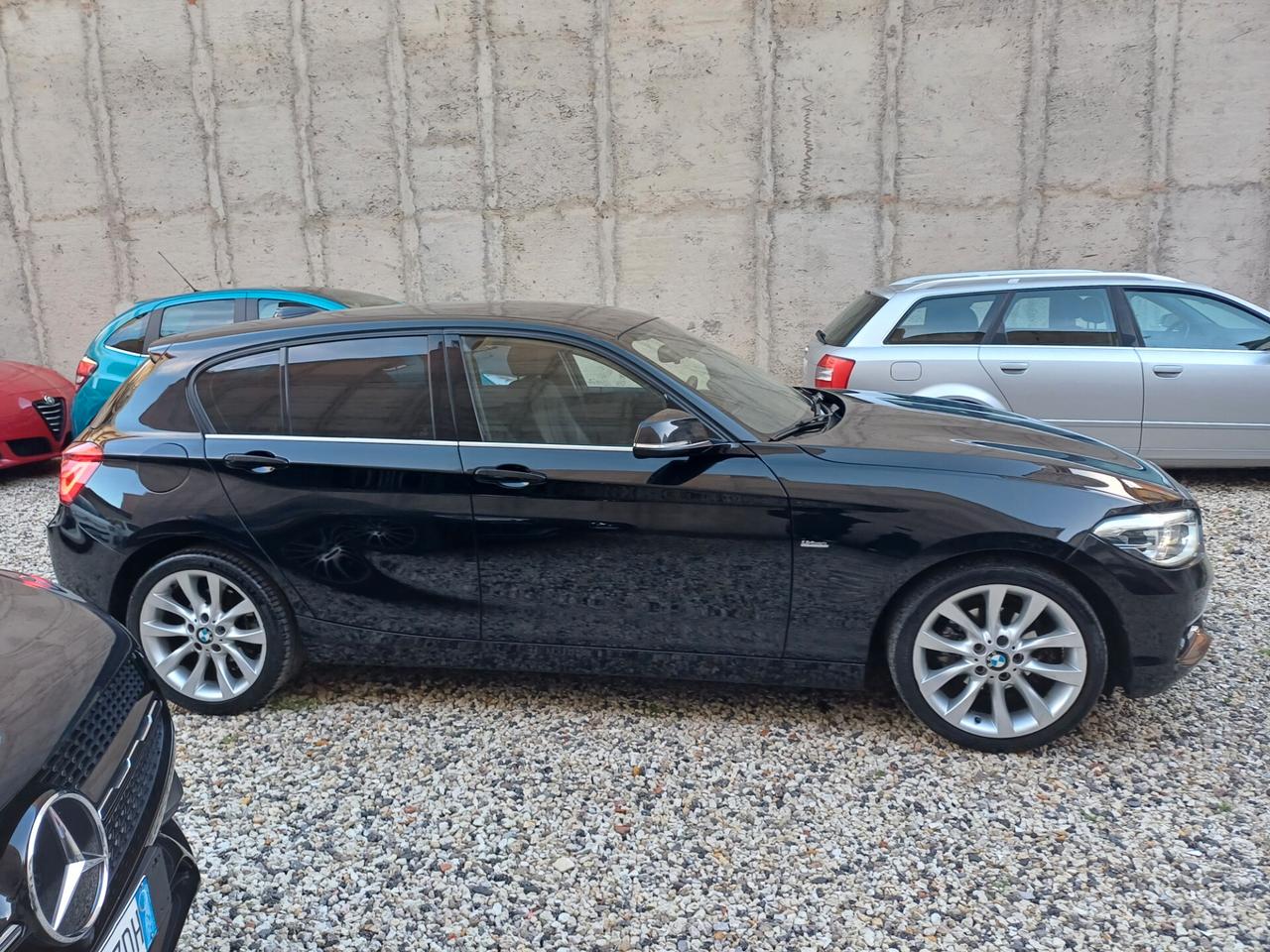 Bmw 118 118d 5p. Urban