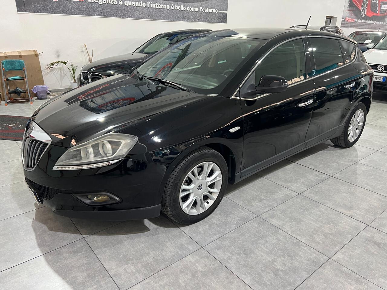 Lancia Delta 1.6 120 CV - PLATINO - 2011