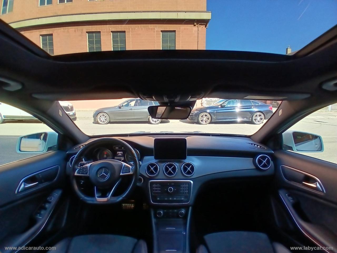 MERCEDES-BENZ GLA 200 d Automatic 4Matic Sport