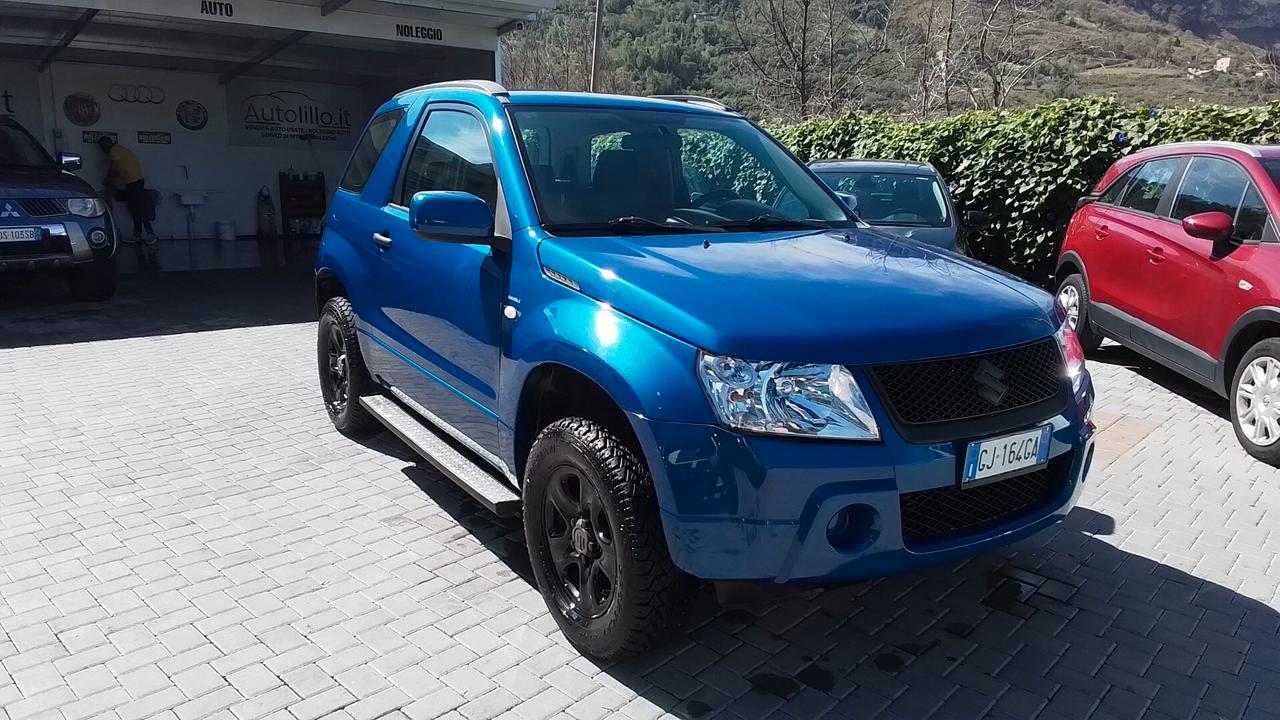 Suzuki Grand Vitara 1.9 Special edition