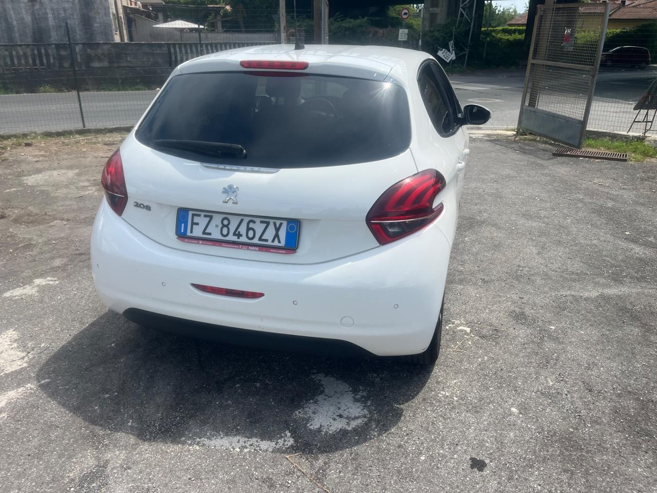 Peugeot 208 2020