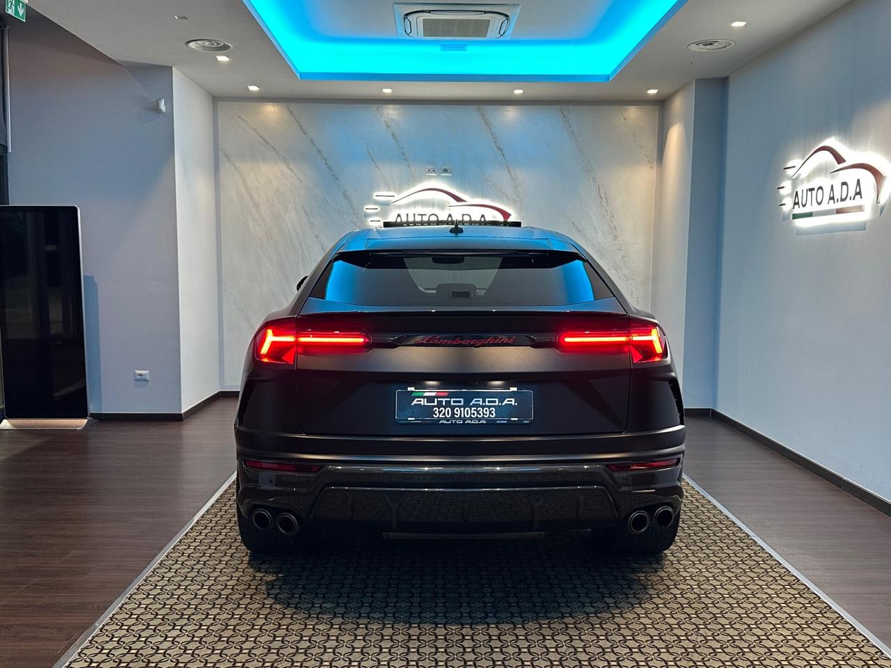 Lamborghini Urus 4.0 Graphite Capsule