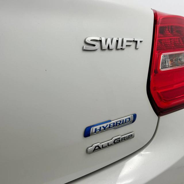 SUZUKI Swift 1.2 Hybrid 4WD AllGrip Top