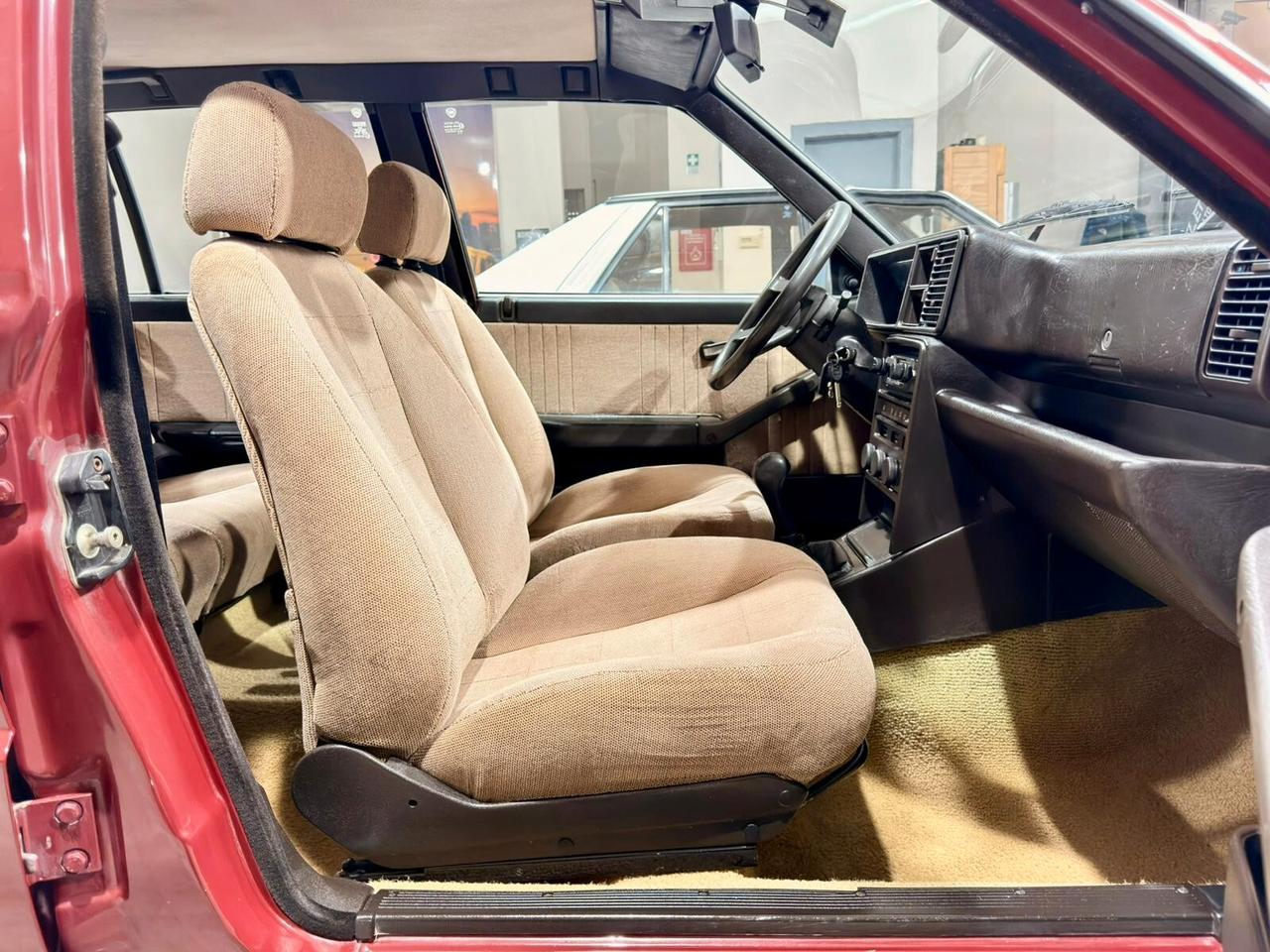LANCIA DELTA LX 1.3 1990 - RIVERNICIATA NUOVA