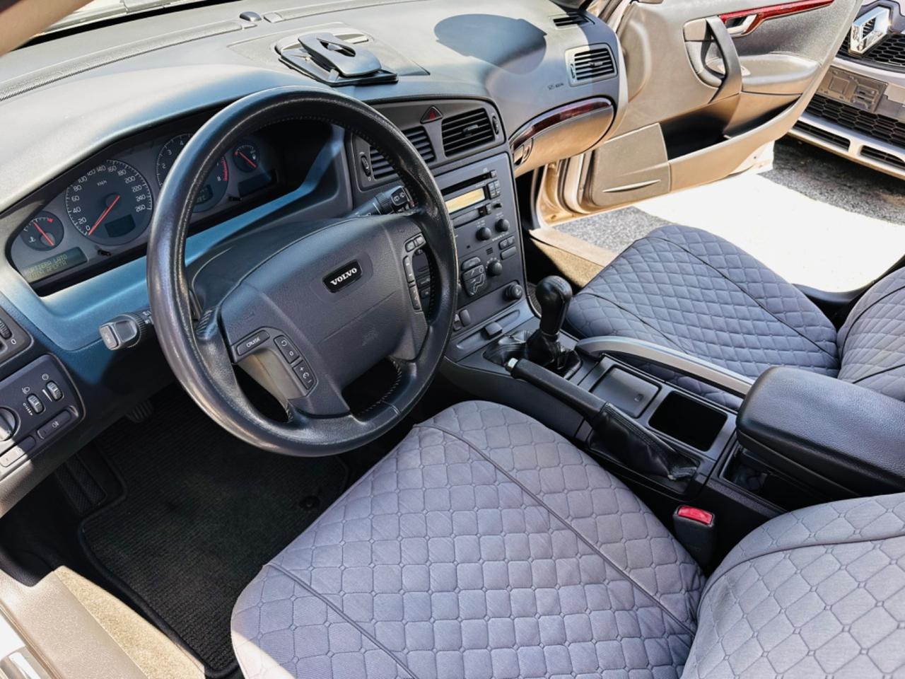Volvo XC70 2.4i turbo 20V Optima 4x4