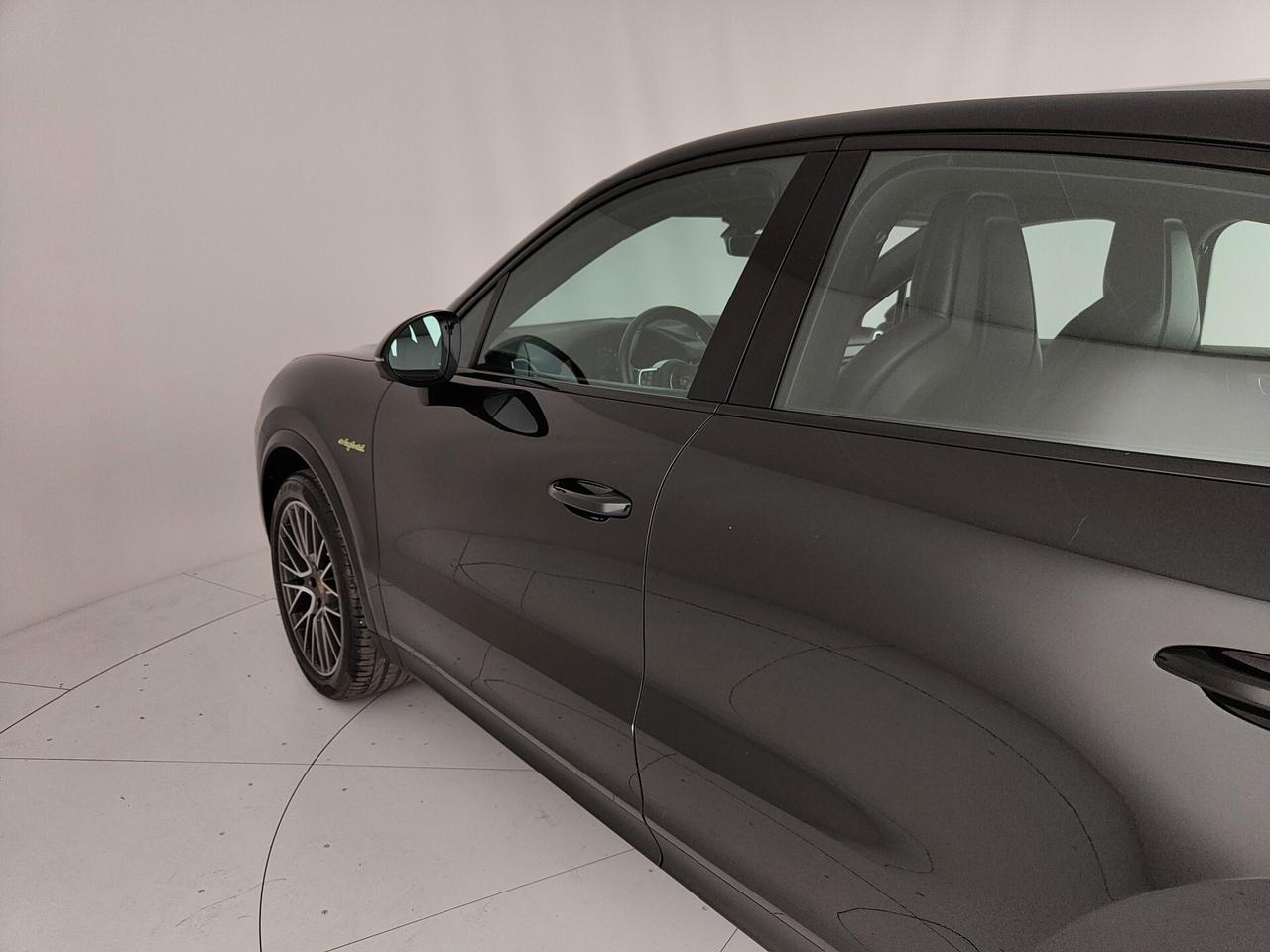 Porsche Cayenne Coupé 3.0 V6 E-Hybrid