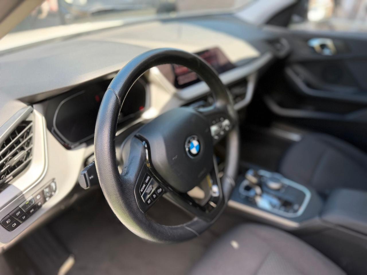 Bmw 116d 5p. Sport