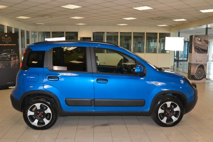 FIAT PANDA - MY23 1.0 70CV HYBRID CROSS