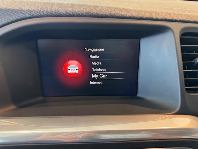 Volvo V60 Cross Country D3 Geartronic Business
