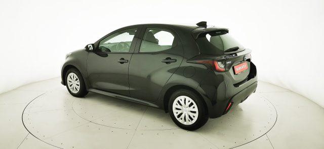 TOYOTA Yaris 1.5 Hybrid 5 porte Business