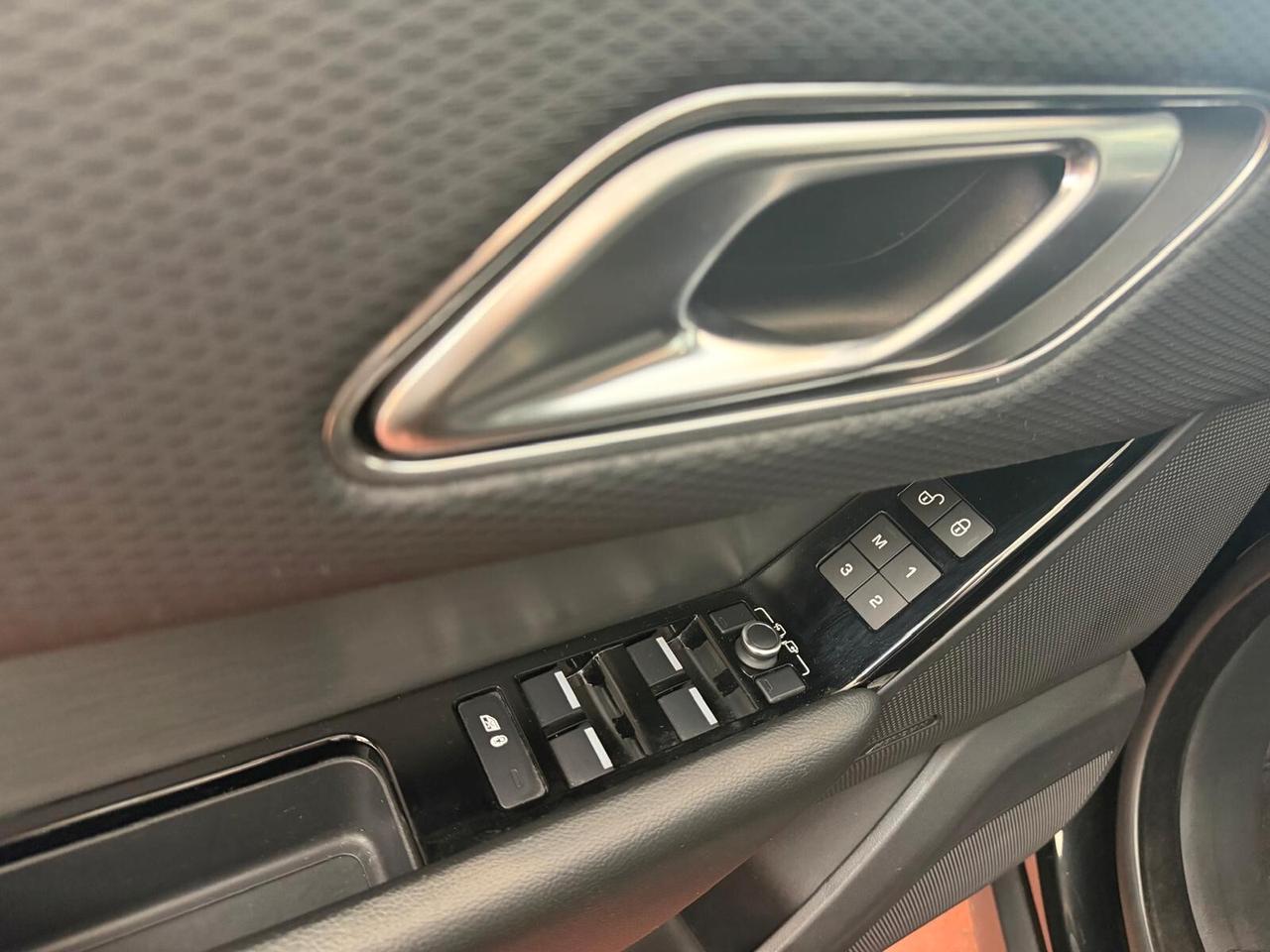 Land Rover Range Velar 2.0D I4 240 CV R-Dynamic HSE