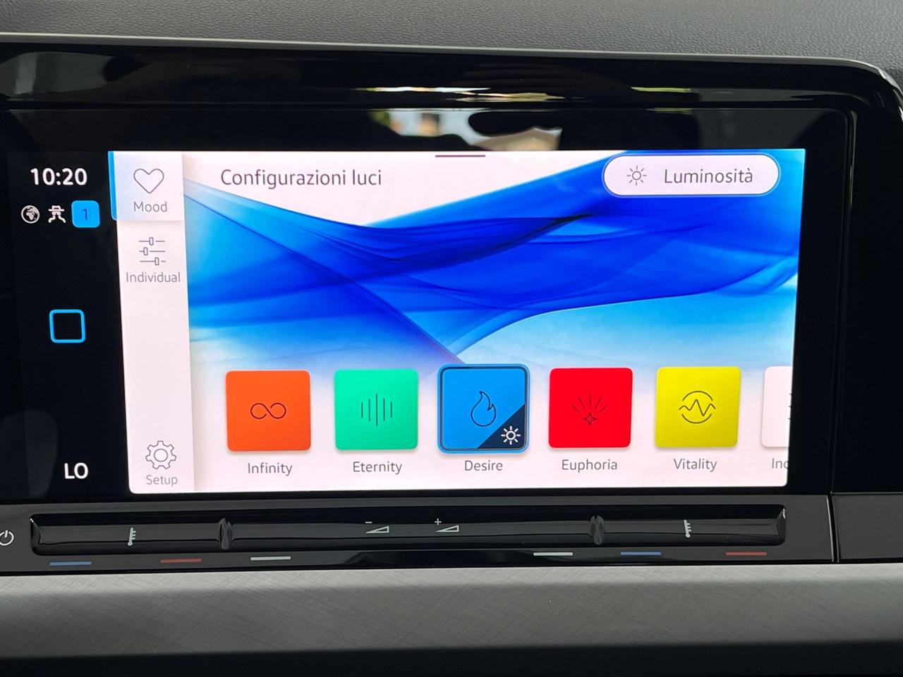 VOLKSWAGEN Golf VIII 2020 Golf 2.0 tdi Life 115cv dsg
