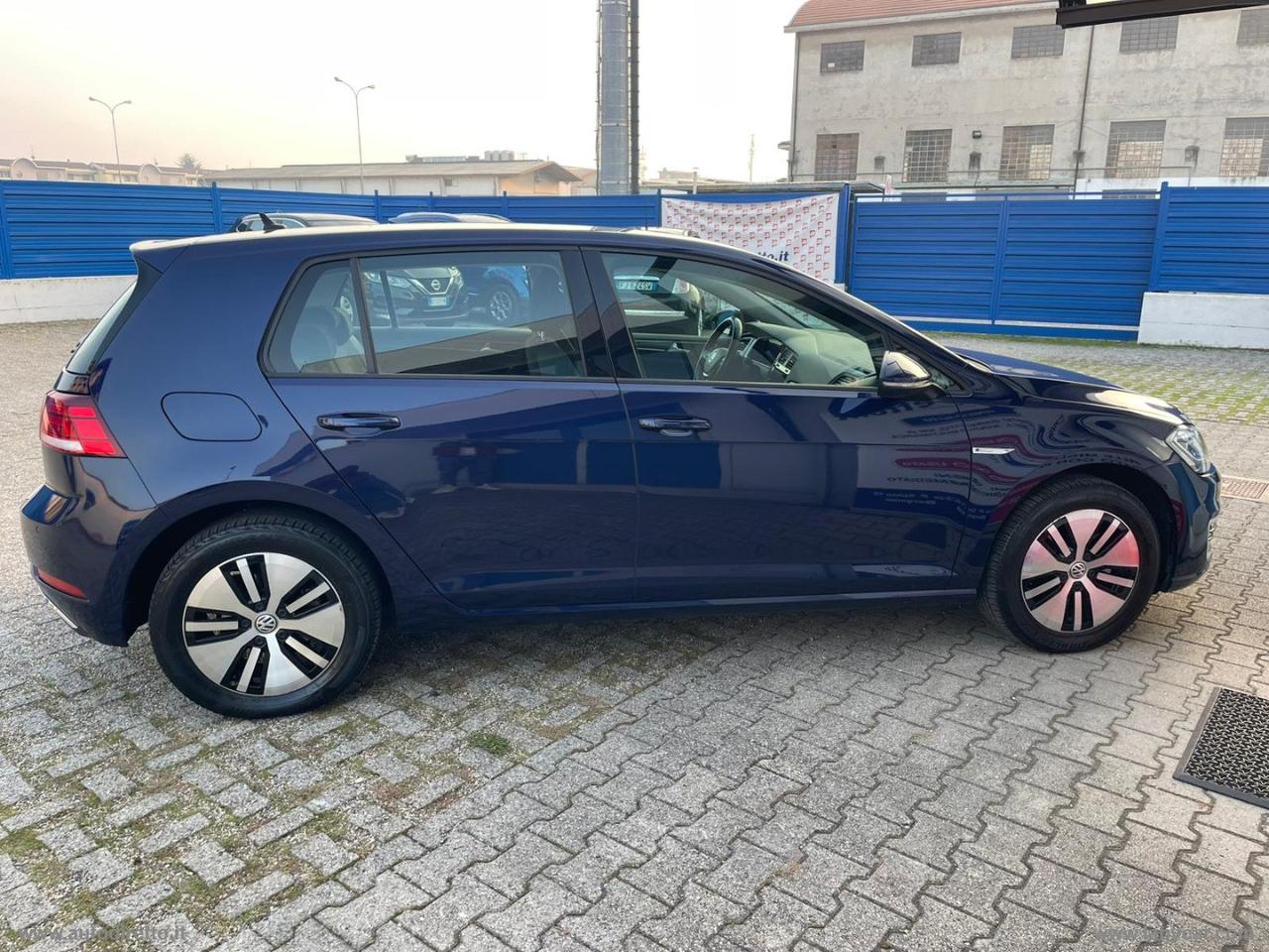 VOLKSWAGEN e-Golf 136 CV