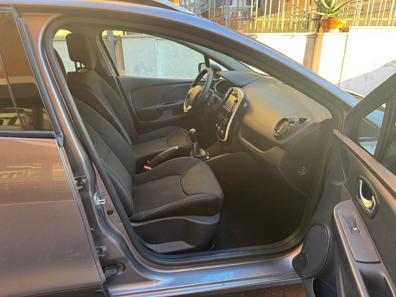 RENAULT Clio Sporter 1.5 dCi 75CV UNIPRO