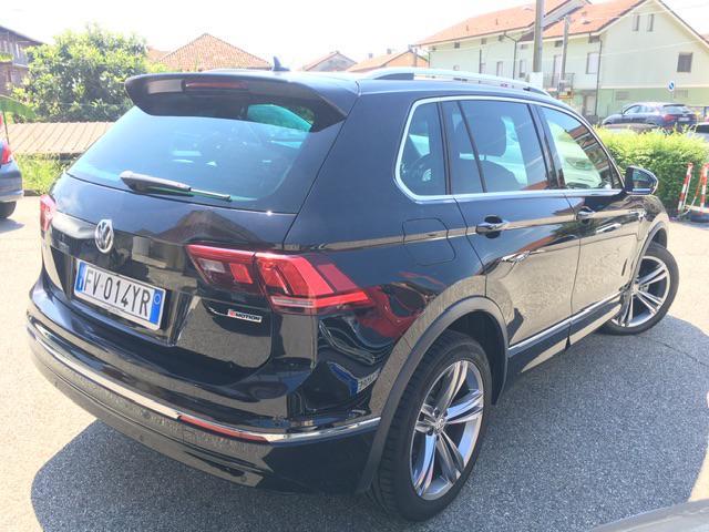 VOLKSWAGEN Tiguan 2.0 TDI DSG 4MOTION Sport R-Line