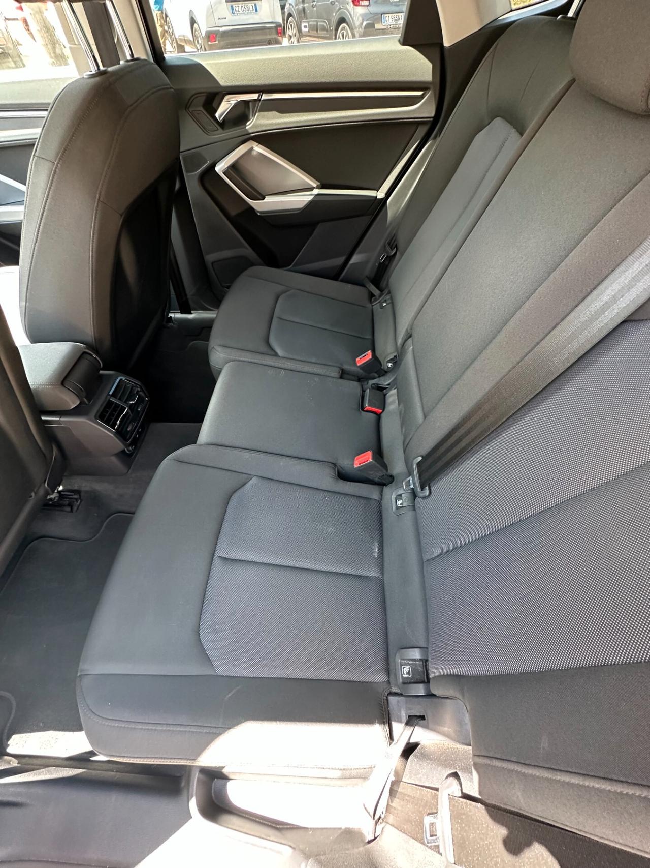 Audi Q3 40 TDI quattro S tronic