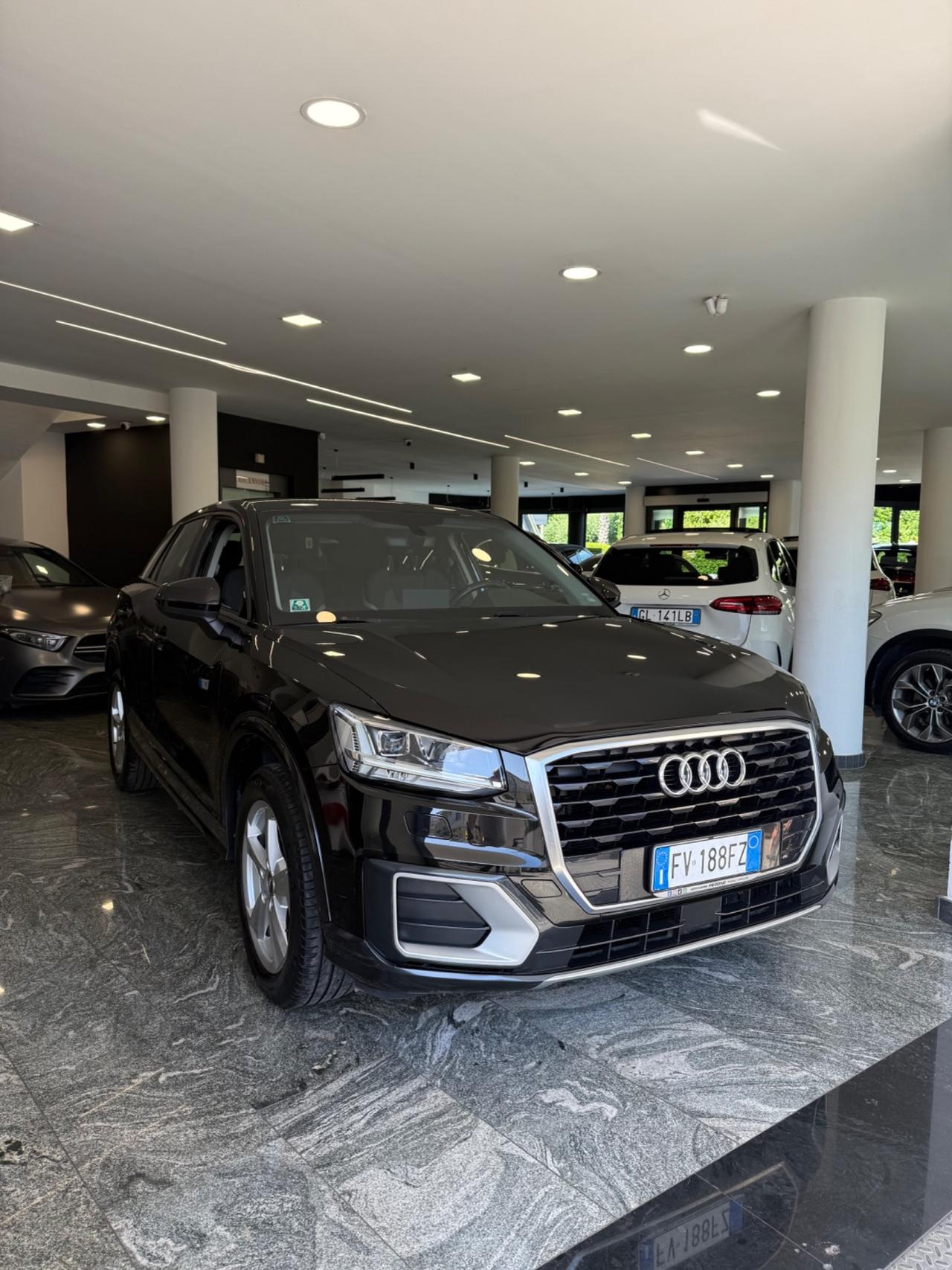 Audi Q2 30 TDI S tronic Business Design