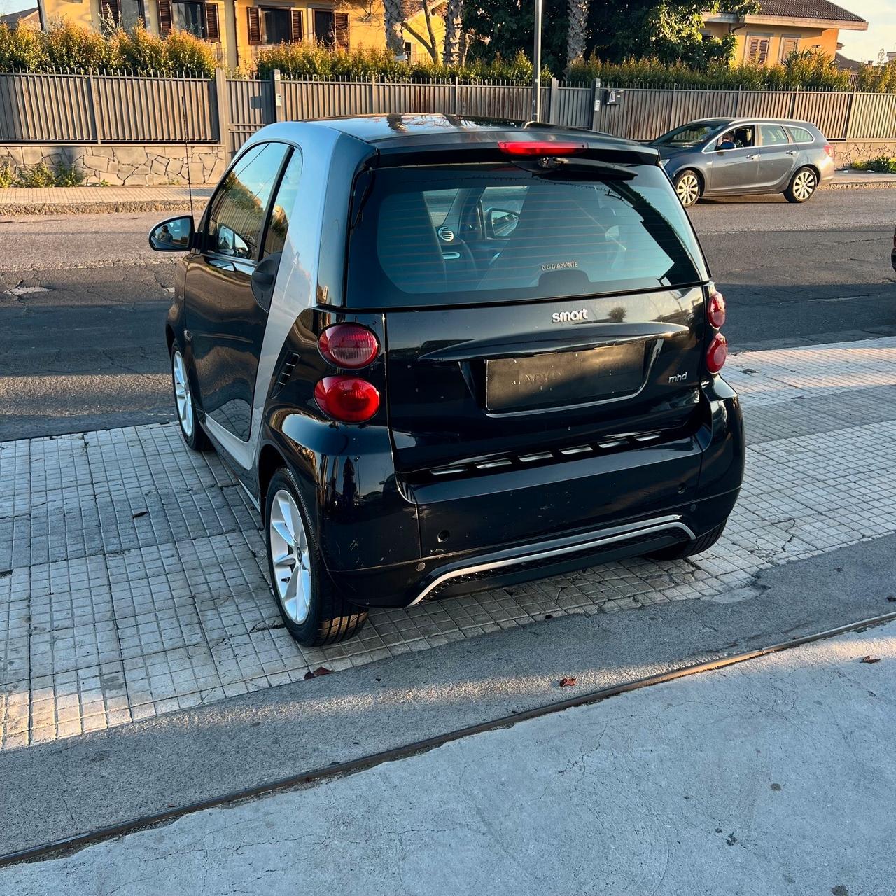 Smart ForTwo 1000 52 kW MHD coupé passion