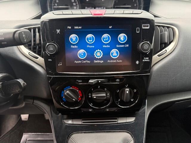 Lancia Ypsilon 1.0 FireFly 5 porte S&S Hybrid Ecochic Gold