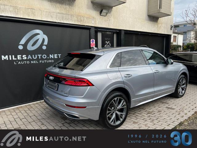 AUDI Q8 55 TFSI e tiptronic Sport 7 ANNI GARANZIA