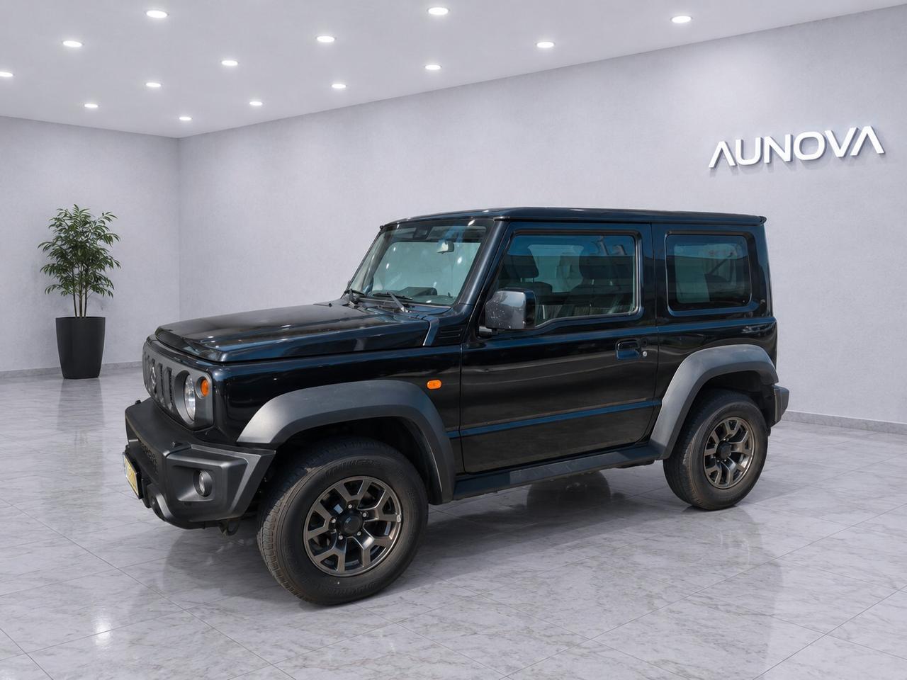 Suzuki Jimny 1.5 5MT Top