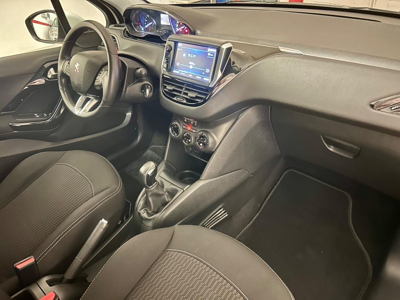 Peugeot 208 BlueHDi 75 5 porte