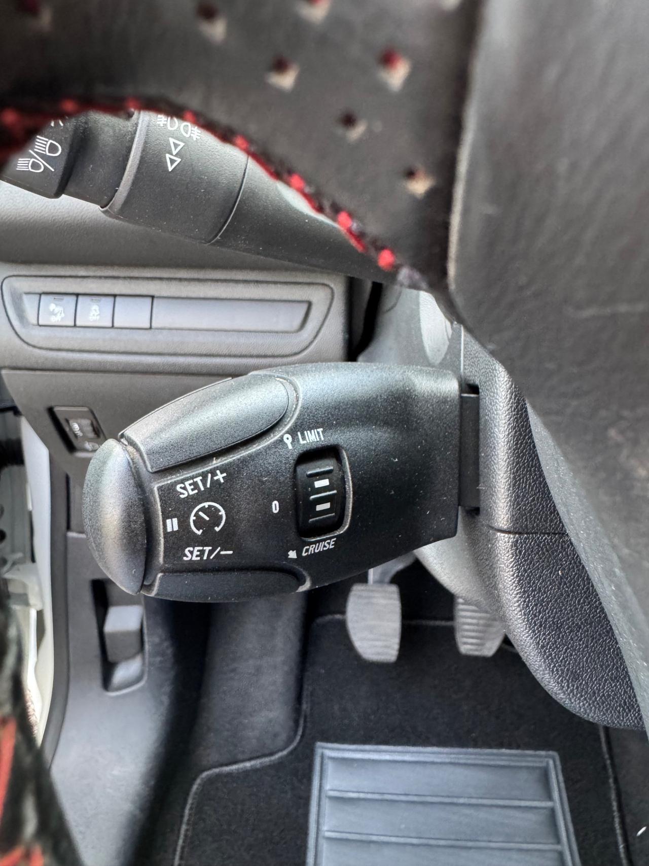 Peugeot 208 1.6 hdi SOLO 73.000 CHILOMETRI