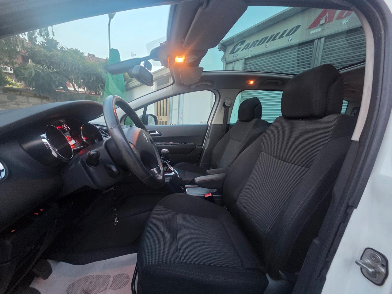 Peugeot 5008 2.0 HDi 150CV Allure 7 posti