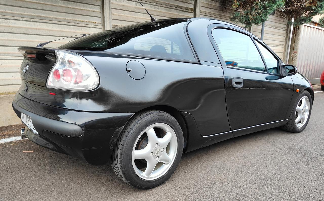 Opel Tigra 1.6i 16V cat