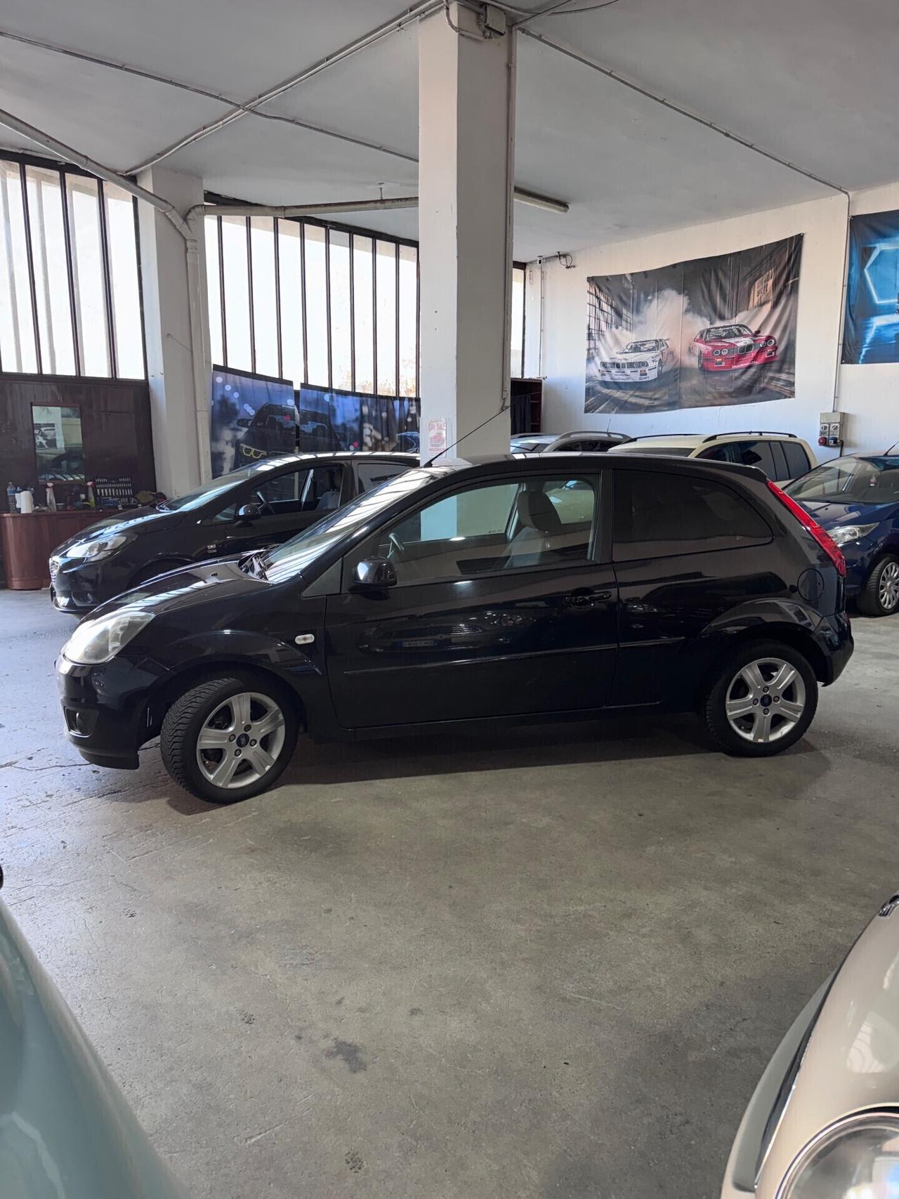 Ford Fiesta 1.4 TDCi 3p. Ghia