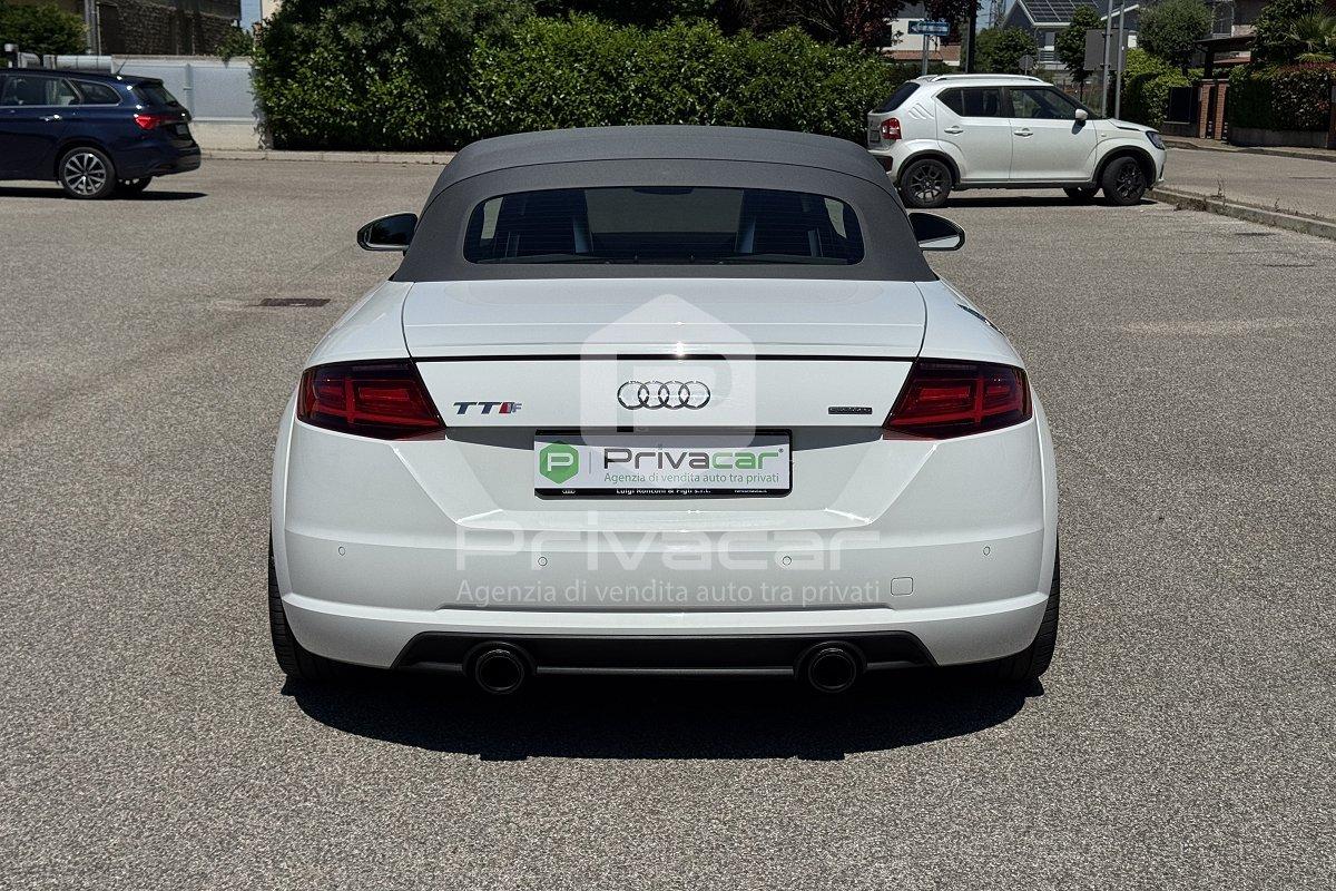 AUDI TT Roadster 2.0 TFSI quattro S tronic S line