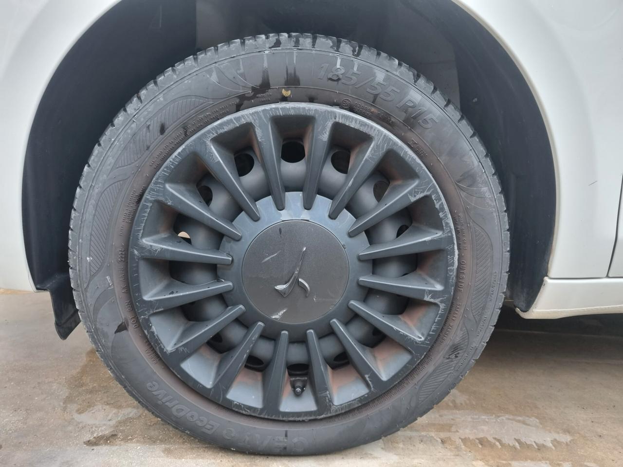 Lancia Ypsilon 1.0 FireFly 5 porte S&S Hybrid Silver