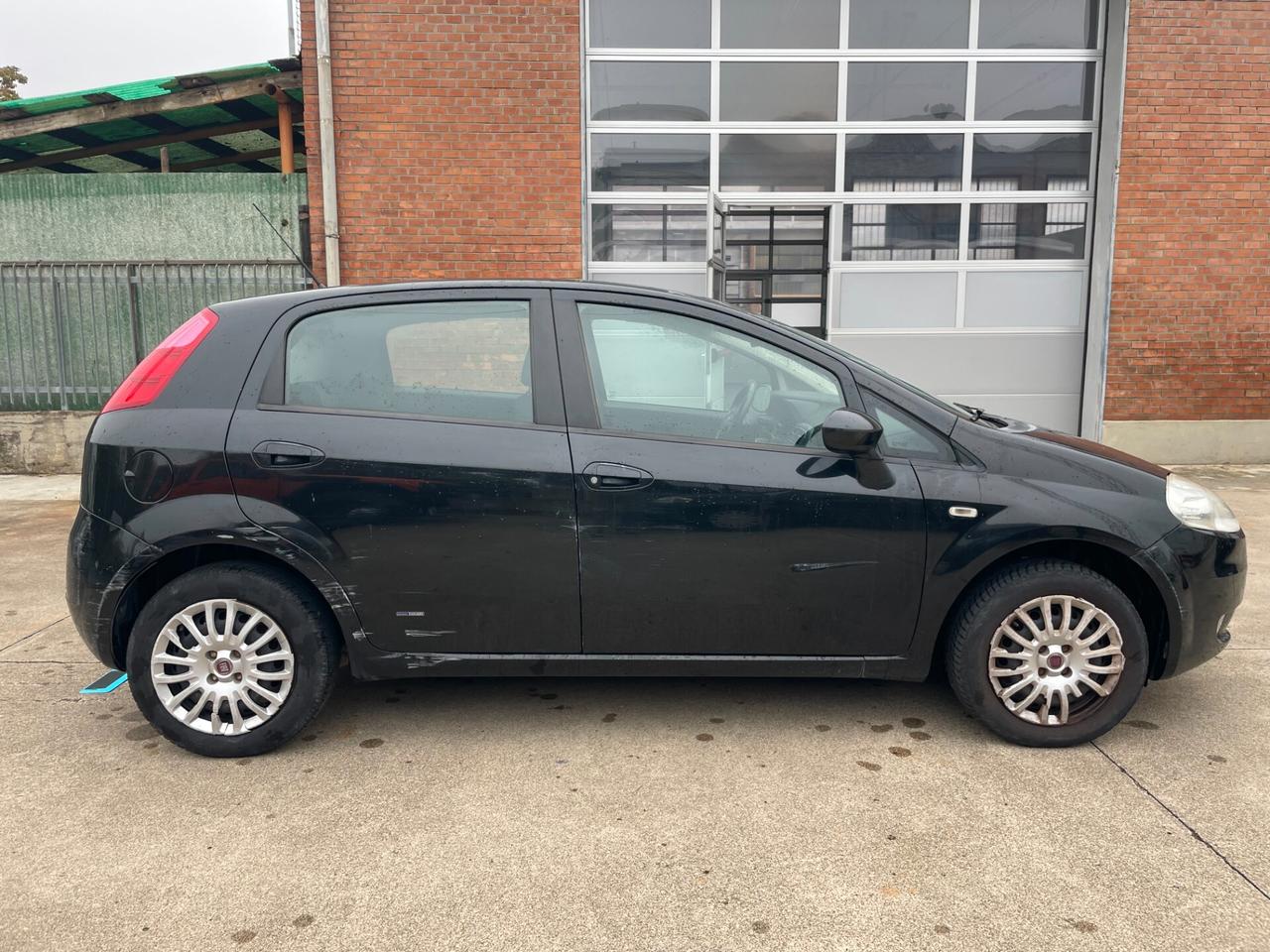 Fiat punto benzina UNICO PROPRIETARIO