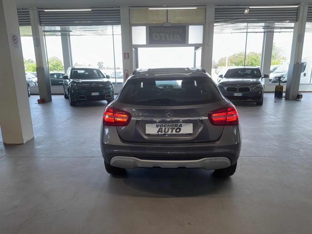 MERCEDES-BENZ GLA 180 d Automatic Business Extra