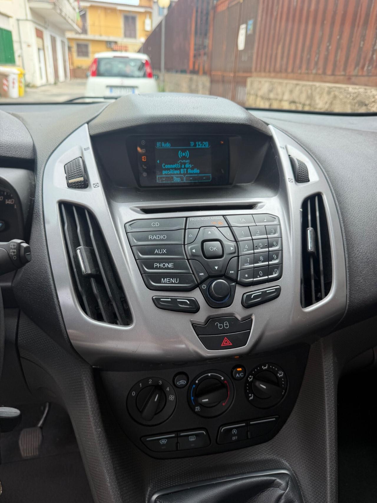 Ford Tourneo Connect 1.6 TDCi 115 CV Titanium