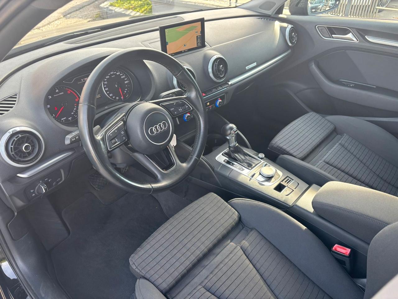 Audi A3 1.6 TDI 116 CV S tronic Sport