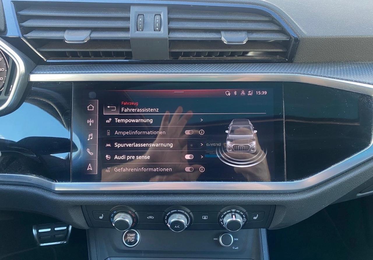 Audi Q3 35 TDI S tronic S Line Tetto Panorama Fari Led