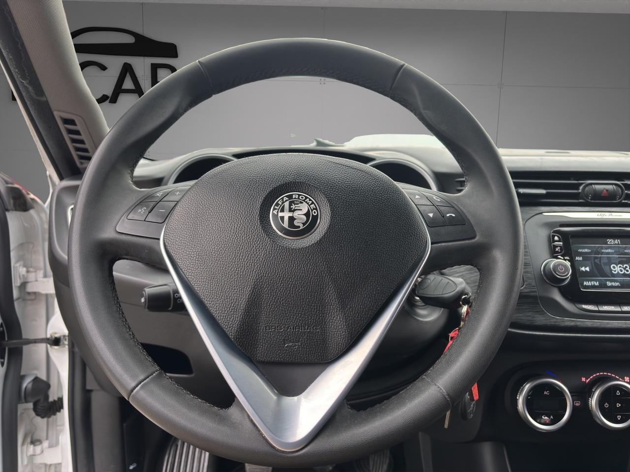 Alfa Romeo - Giulietta 1.6 jtdm Super 120cv