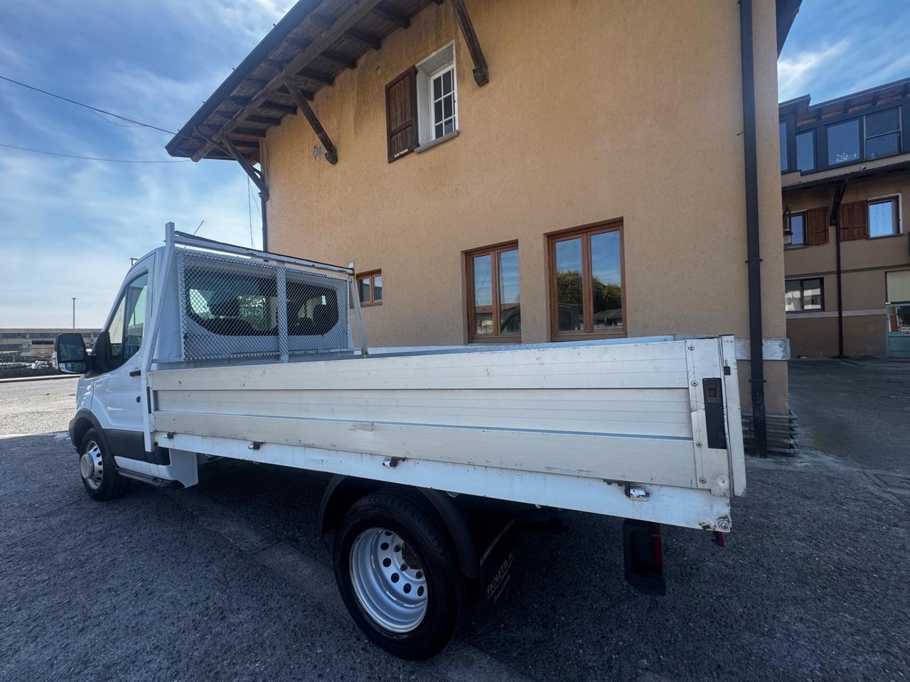 Ford Transit Custom 270 2.0 TDCi 130 PC Furgone Entry