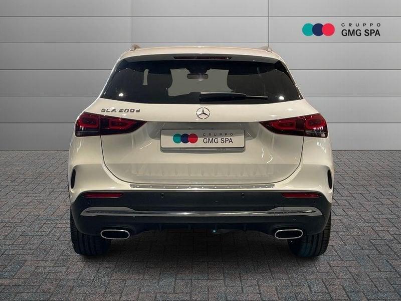 Mercedes-Benz GLA 200 d Premium auto