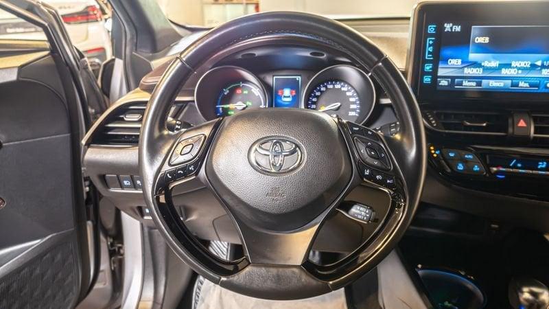 Toyota C-HR I 2016 1.8h Lounge 2wd e-cvt my18